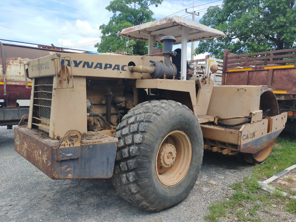 ขายรถบดสั่นเปลือกหนาม ไดนาแพคเอกสารทะเบียน