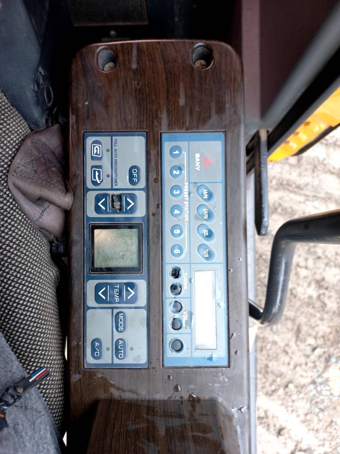 เจ้าของขายเองSANY SY205C เอกสารเล่มทะเบียน