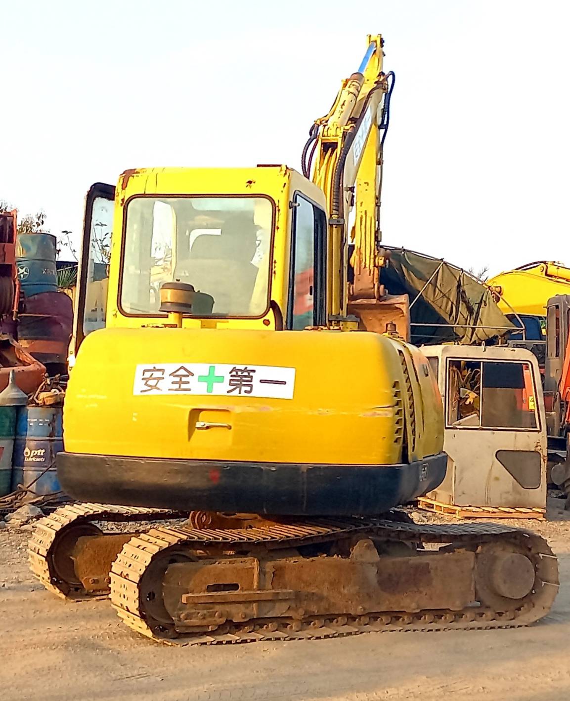 Hyundai R55-7เก่านอกนำเข้าอินวอยซ์