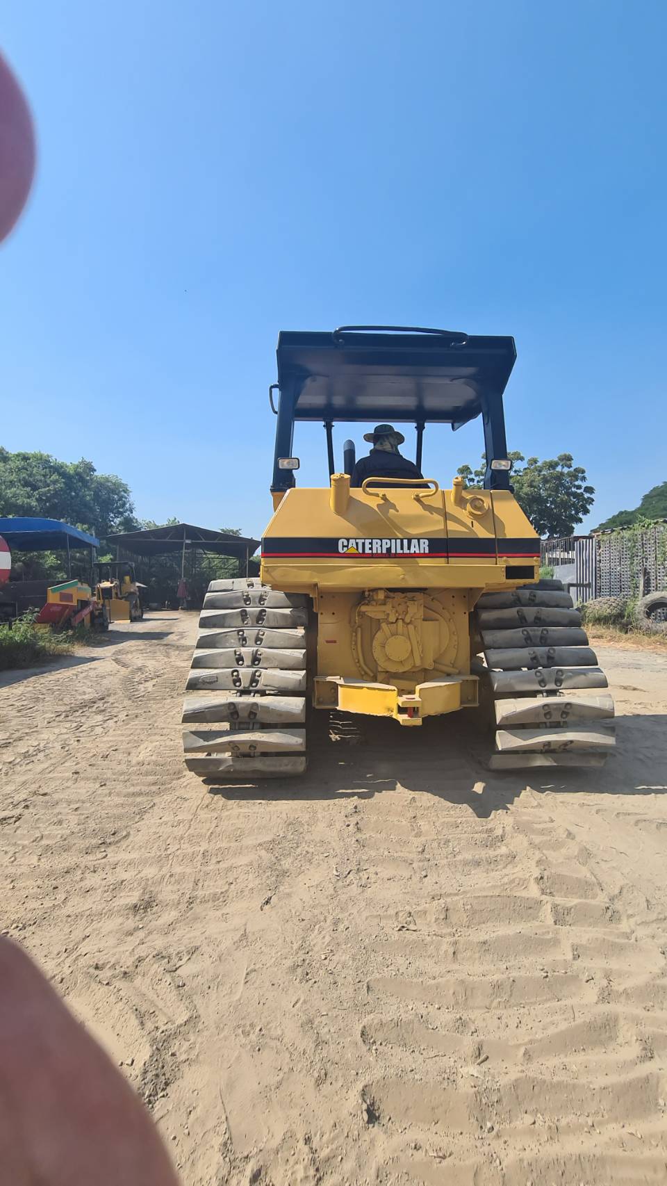 ❣ธรรมนูญ ทุ่งครุ⭐แทรคเตอร CAT D4H ตีนเป็ดเกียรทอล์ค เล่มทะเบียนพร้อมใช้