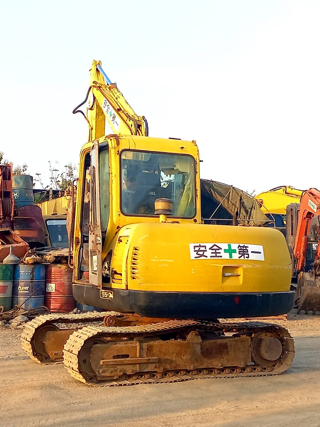 Hyundai R55-7เก่านอกนำเข้าอินวอยซ์