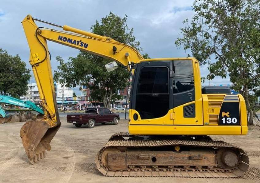 ❣ธรรมนูญ ทุ่งครุ⭐Komatsu 130-8 ใช้งาน 7700ช.มสวยพร้อมใช้