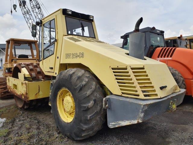 รถบด 20ตัน BOMAG : BW219PDH-3 ปี1999 ตรงจากยุโรปครับ รถบด 20ตัน BOMAG : BW219PDH-3 ปี1999 ตรงจากยุโรปครับ