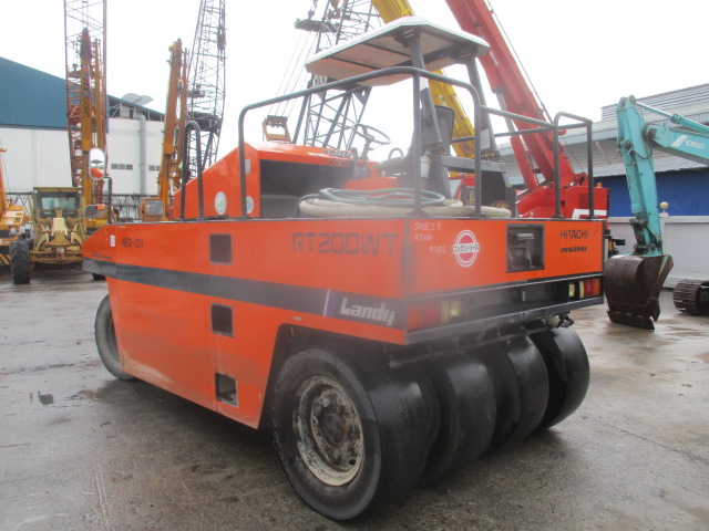 รถบด RT200WT  3,574ชม. ปี1999 นำเข้าจากญี่ปุ่นครับ