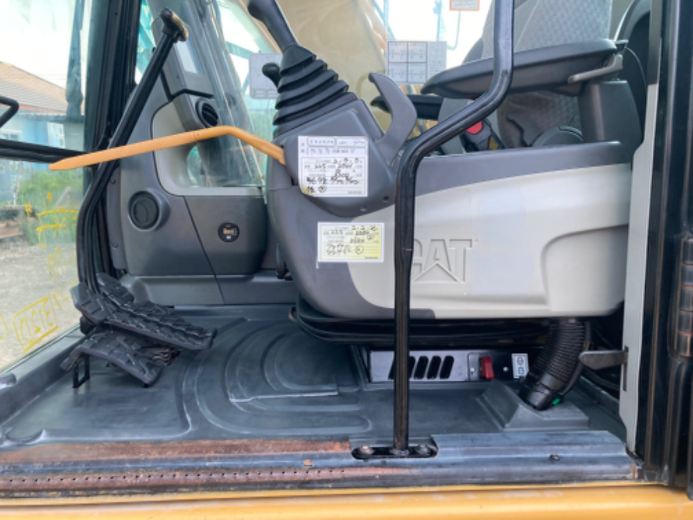 ขายCAT312Dเก่าญี่ปุ่นใช่งาน2900ชมไม่เคยใช้งานในไทย