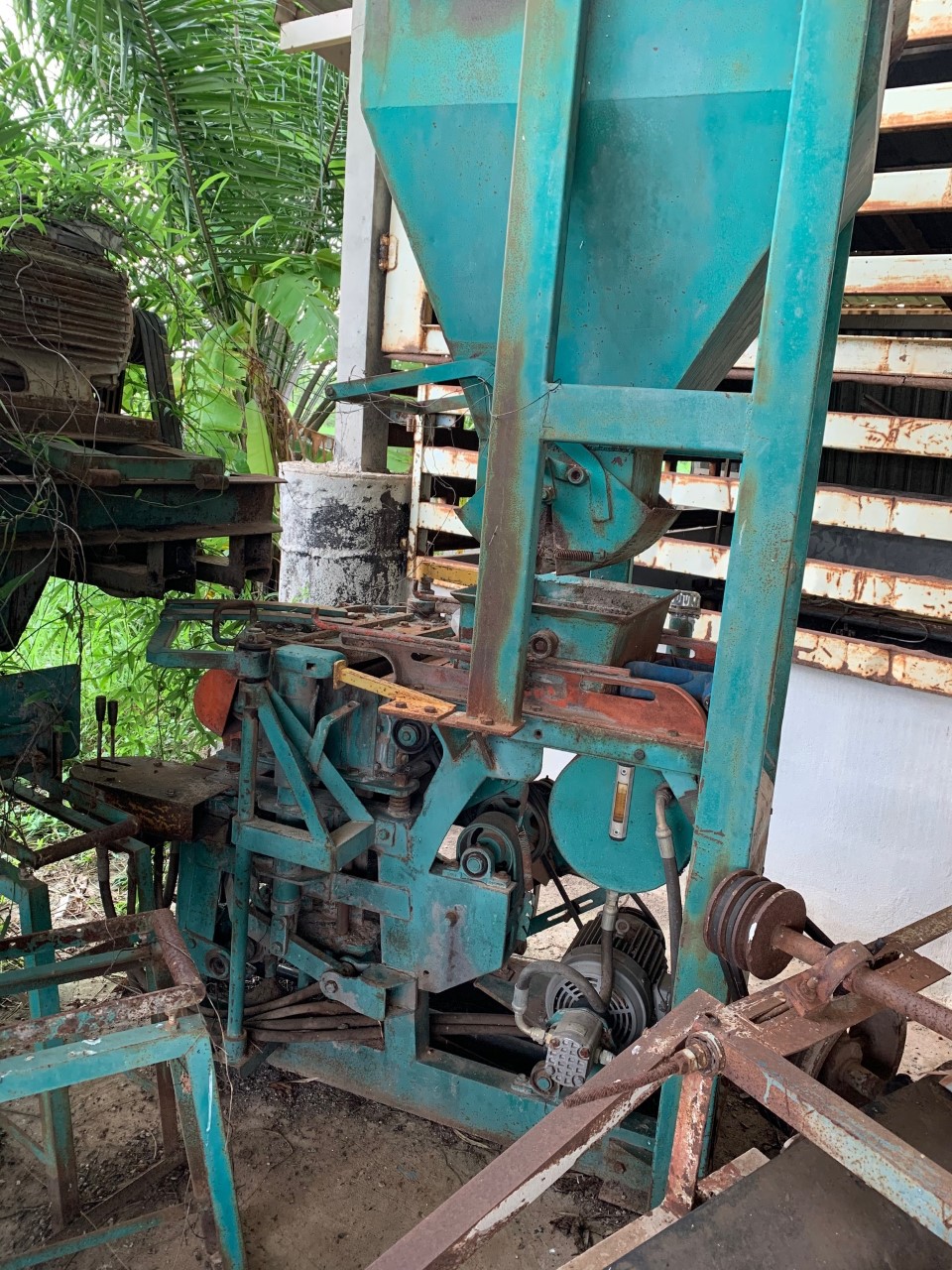 ขายเครื่องอัดบล็อก