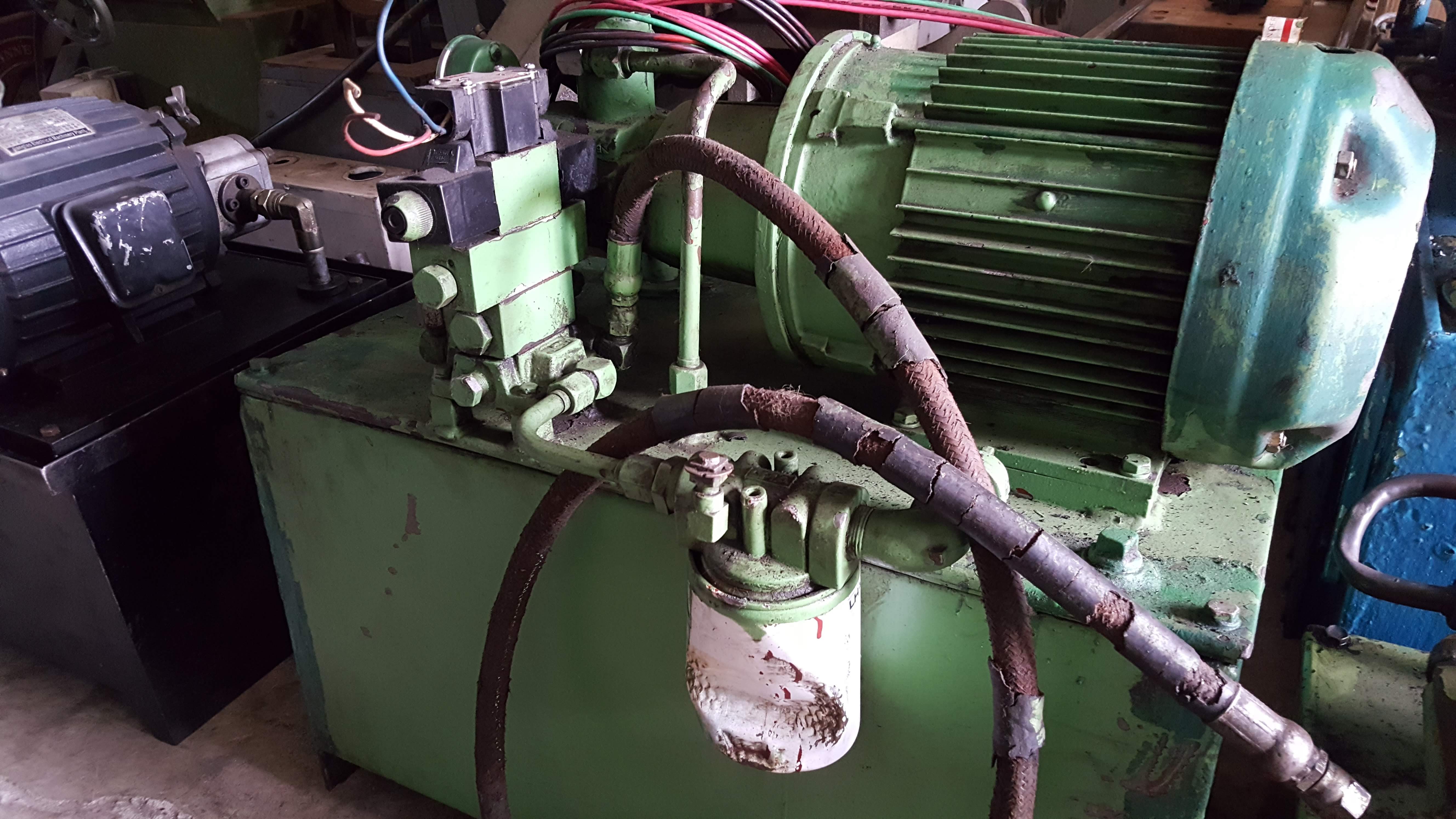 ขายมอเตอร์ปั๊มไฮดรอลิคหลายขนาด(เหมา/แยกได้ครับ) ขายมอเตอร์ปั๊มไฮดรอลิคหลายขนาด(เหมา/แยกได้ครับ)