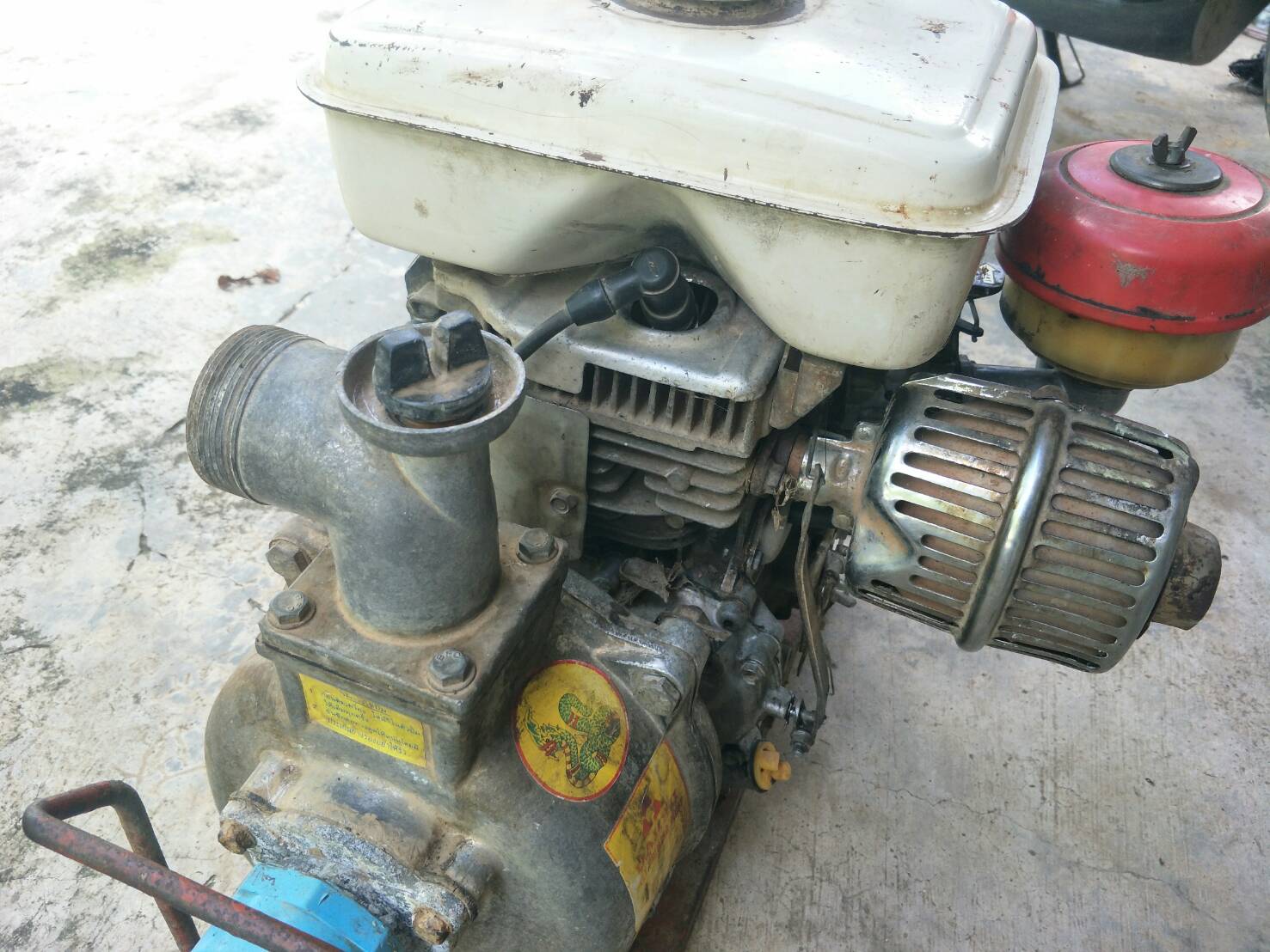 เครื่องสูบน้ำ Honda G200 ท่อเข้าออก2นิ้ว ใช้งานดีมาก เครื่องสูบน้ำ Honda G200 ท่อเข้าออก2นิ้ว ใช้งานดีมาก