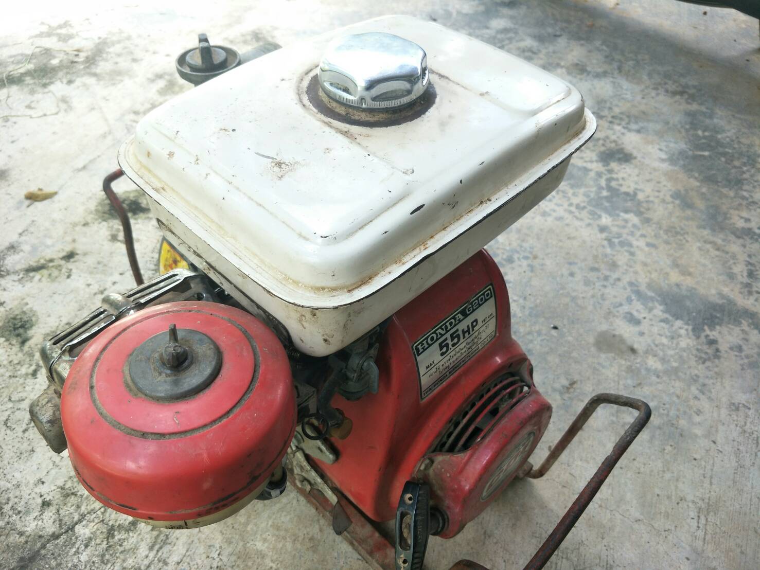 เครื่องสูบน้ำ Honda G200 ท่อเข้าออก2นิ้ว ใช้งานดีมาก เครื่องสูบน้ำ Honda G200 ท่อเข้าออก2นิ้ว ใช้งานดีมาก