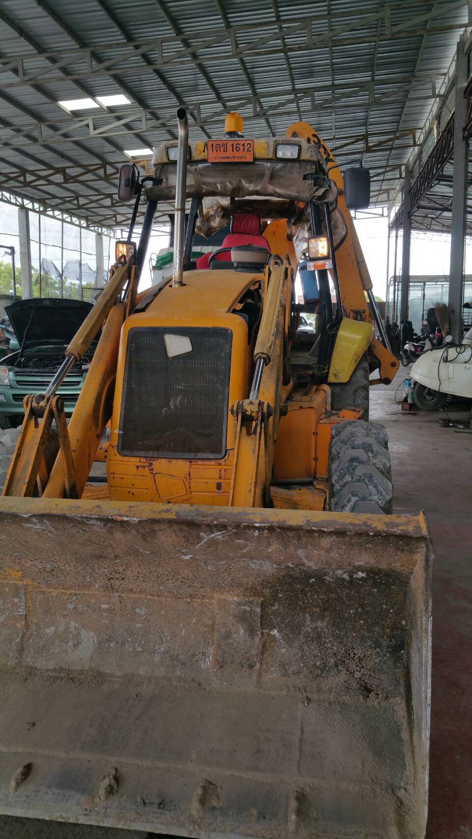 รถแทรคเตอร์ JCB รุ่น 3CX ปี 2017 รถแทรคเตอร์ JCB รุ่น 3CX ปี 2017