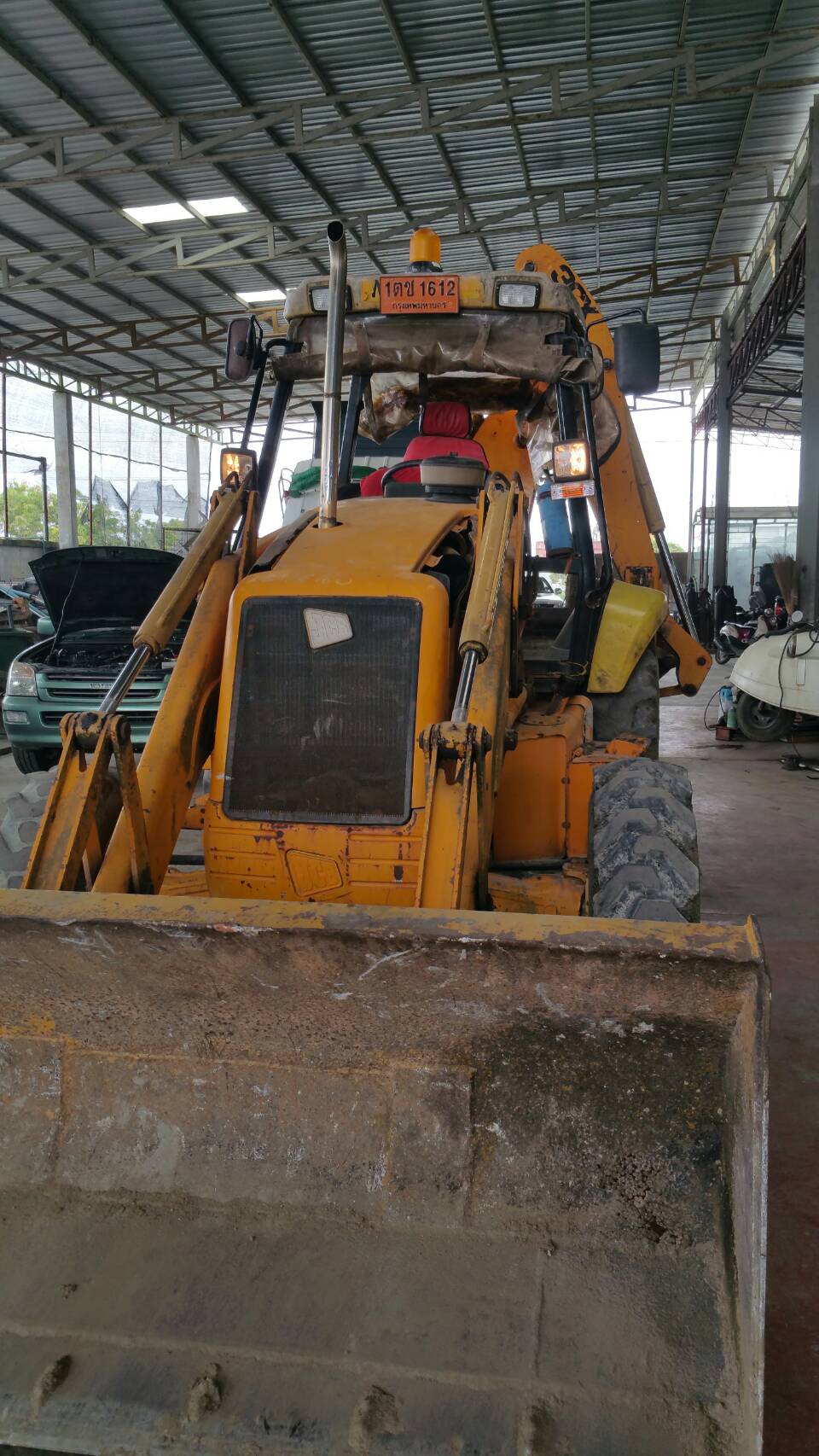 รถแทรคเตอร์ JCB รุ่น 3CX ปี 2017 รถแทรคเตอร์ JCB รุ่น 3CX ปี 2017