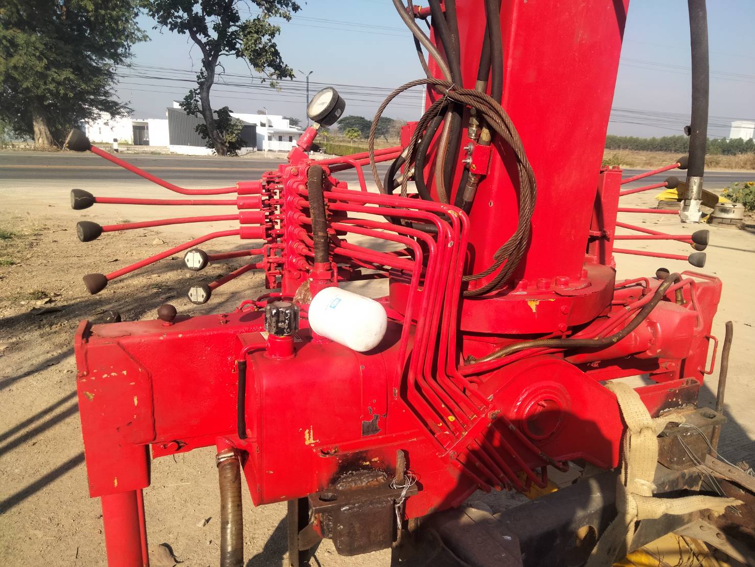 เฮี๊ยบเครนขนาด2ตันคึ่ง