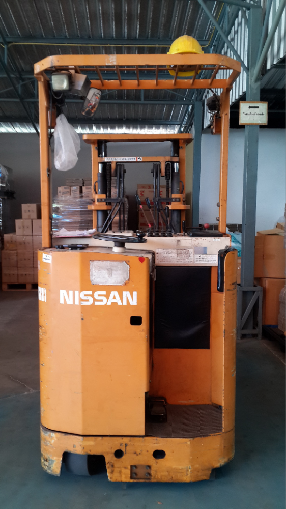 ขายโฟล์คลิฟท์ไฟฟ้ายืนขับnissan 1.5 ตัน งาสไลด์ ใช้งานดี