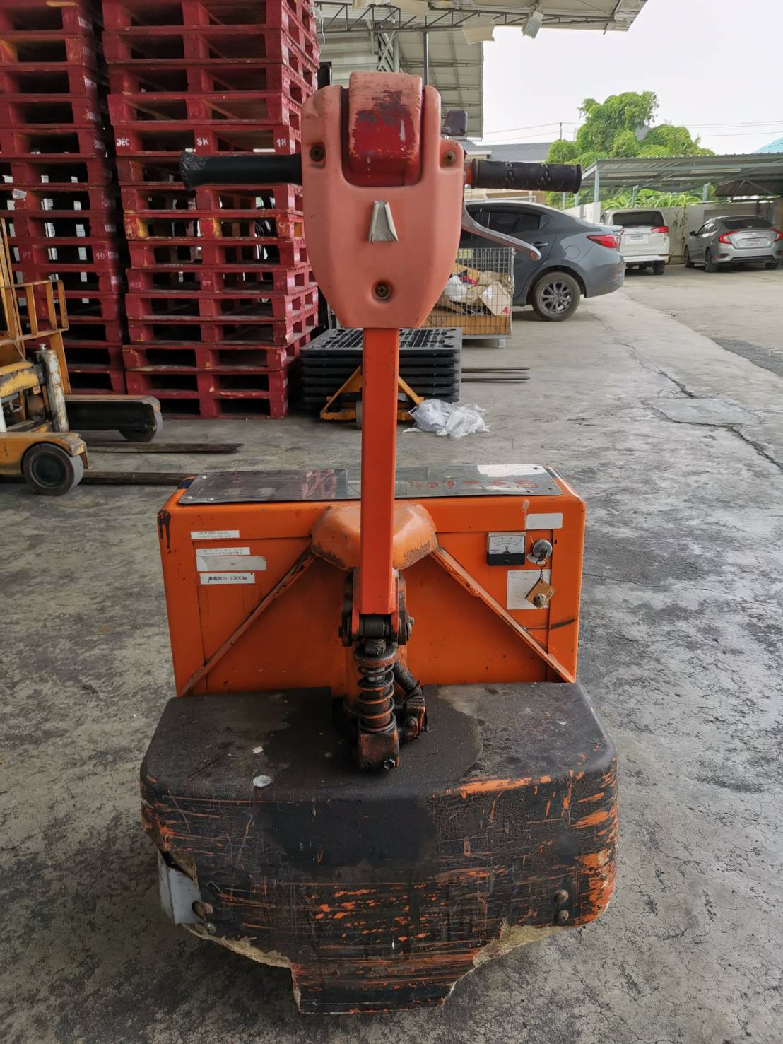 ขายแฮนด์ลิฟท์ไฟฟ้า รถยกลากพาเลท