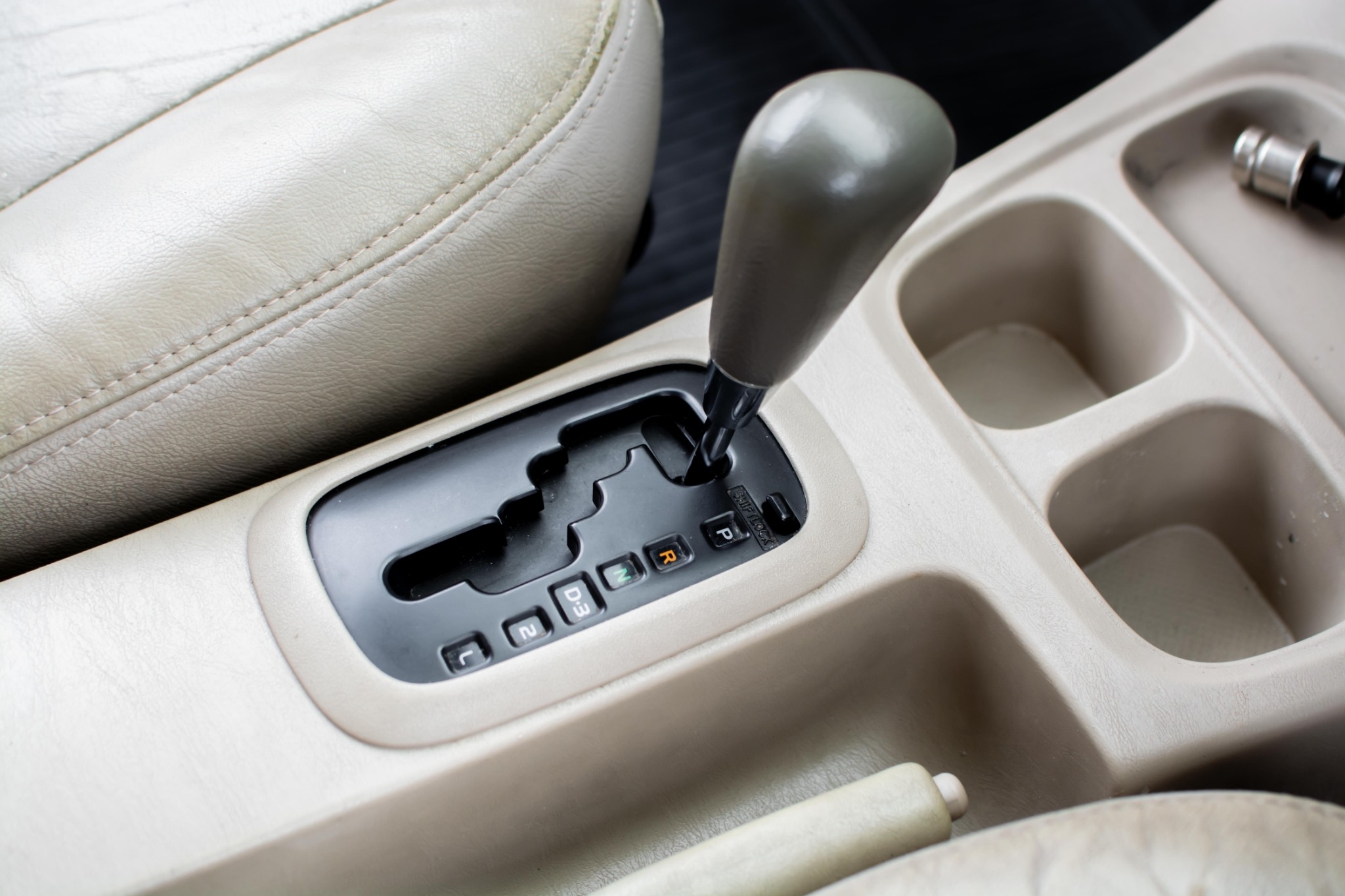 Toyota Innova 2.0G เบนซิน