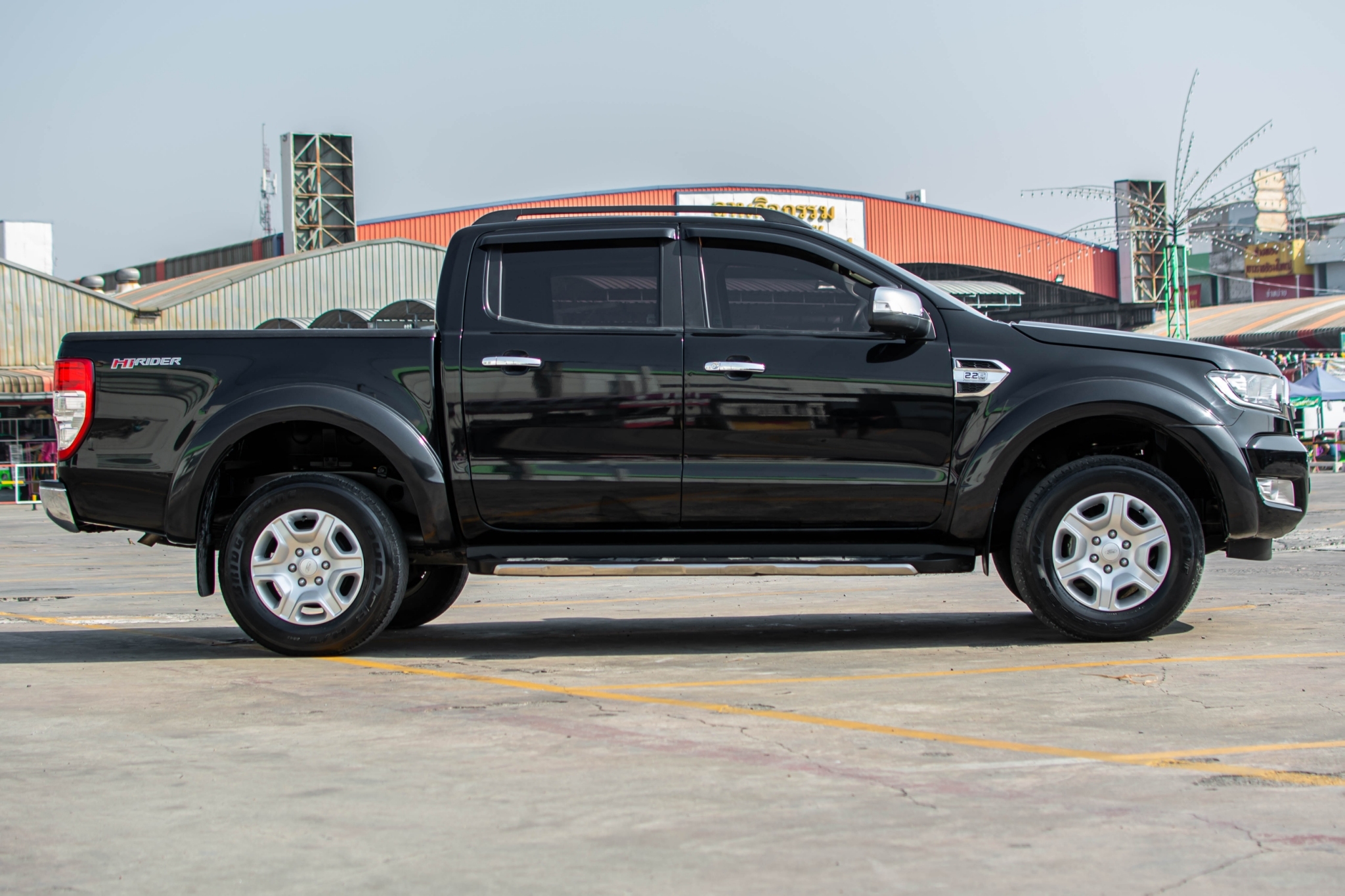 FORD RANGER 2.2 XLT 4 ประตูสูง ดีเซล !!! รถมือเดียวออกห้างป้ายแดง ไม่มีชน ไมล์แท้ !!! FORD RANGER 2.2 XLT 4 ประตูสูง ดีเซล !!! รถมือเดียวออกห้างป้ายแดง ไม่มีชน ไมล์แท้ !!!