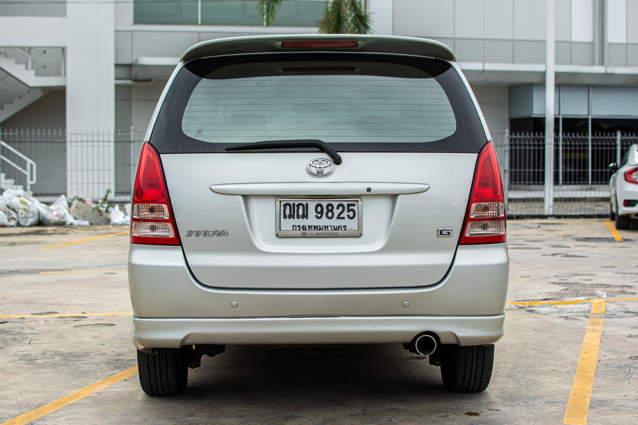 Toyota Innova 2.0G เบนซิน