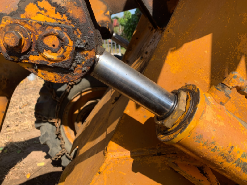 รถตักล้อยาง KOMATSU JH30B มือสองต่อแขนแล้วพร้อมใช้งาน