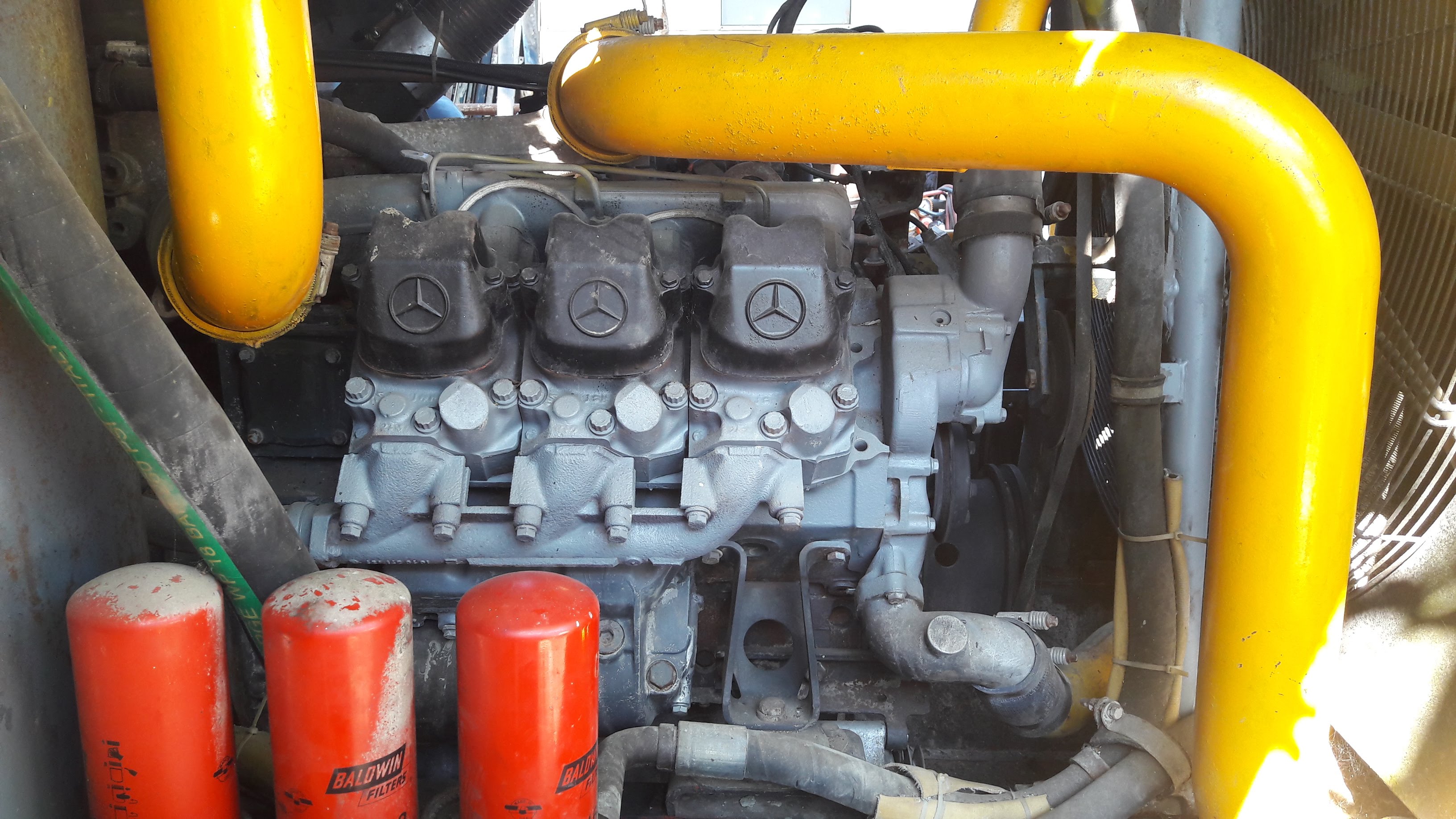ขายเครื่องลม Atlas Copco พร้อมใช้ ขนาด 750 CFM 12-14.5 Bar สนใจ 0845424150