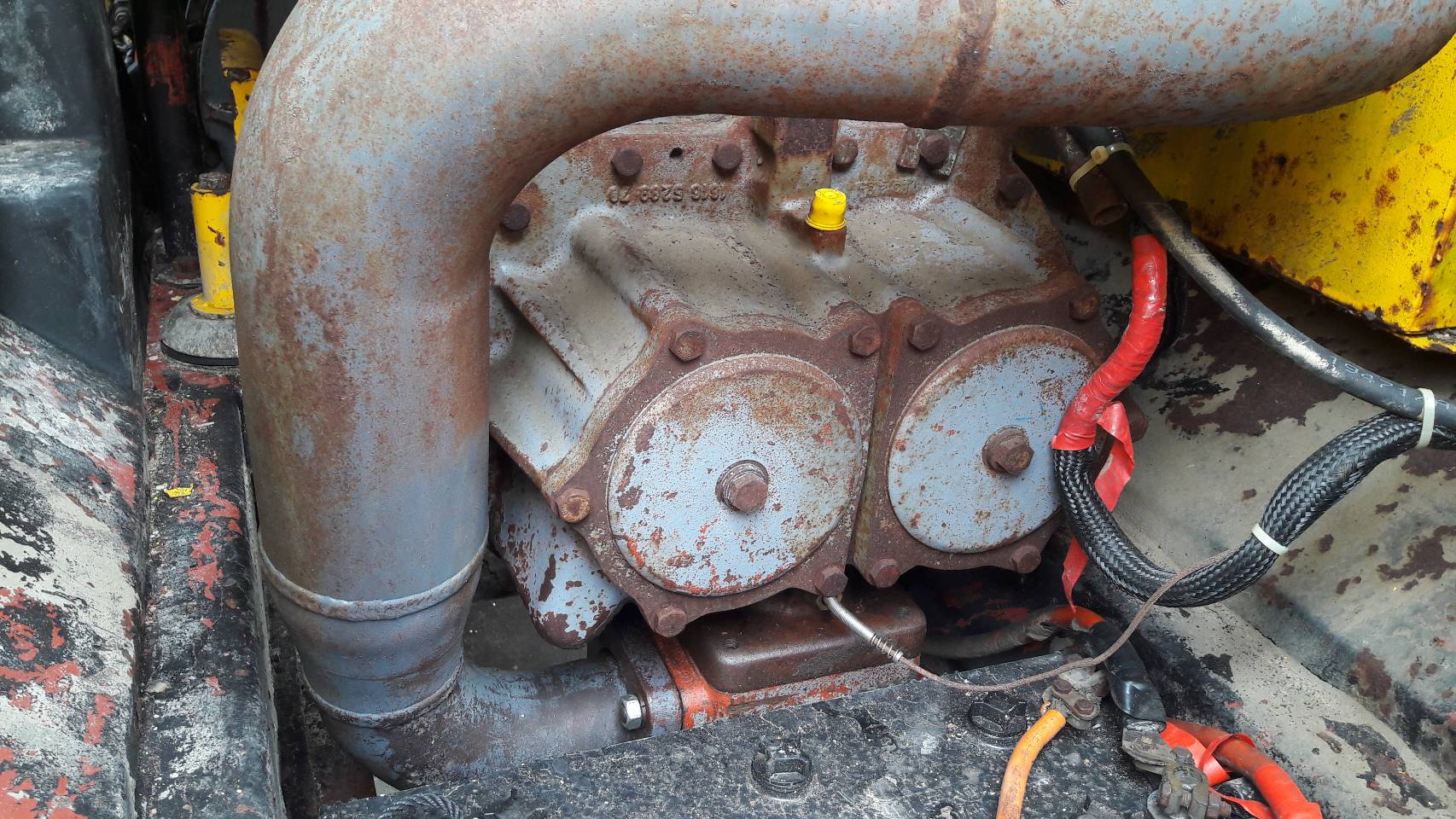 ขายเครื่องลม Atlas Copco พร้อมใช้ ขนาด 750 CFM 12-14.5 Bar สนใจ 0845424150 ขายเครื่องลม Atlas Copco พร้อมใช้ ขนาด 750 CFM 12-14.5 Bar สนใจ 0845424150