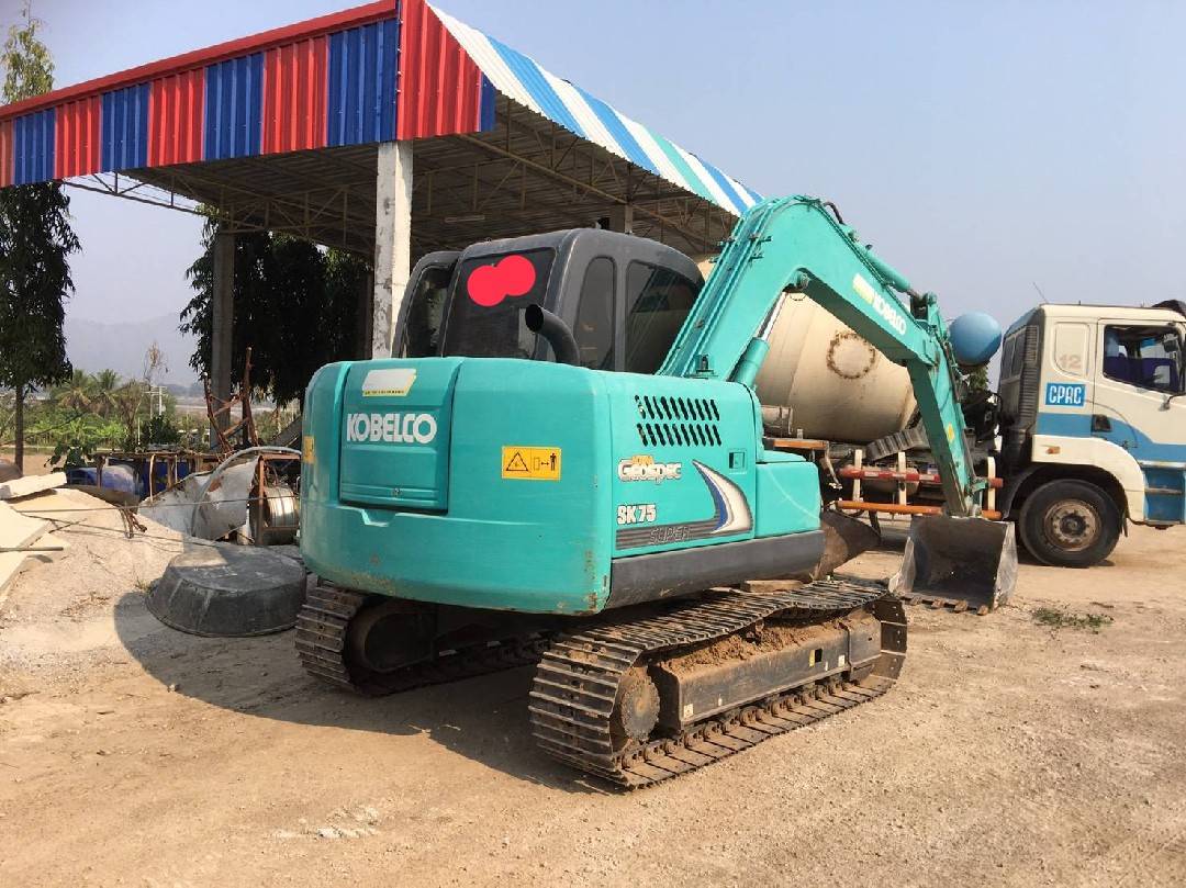 ขาย kobelco sk75-8  ใช้งาน 2,360ชม.