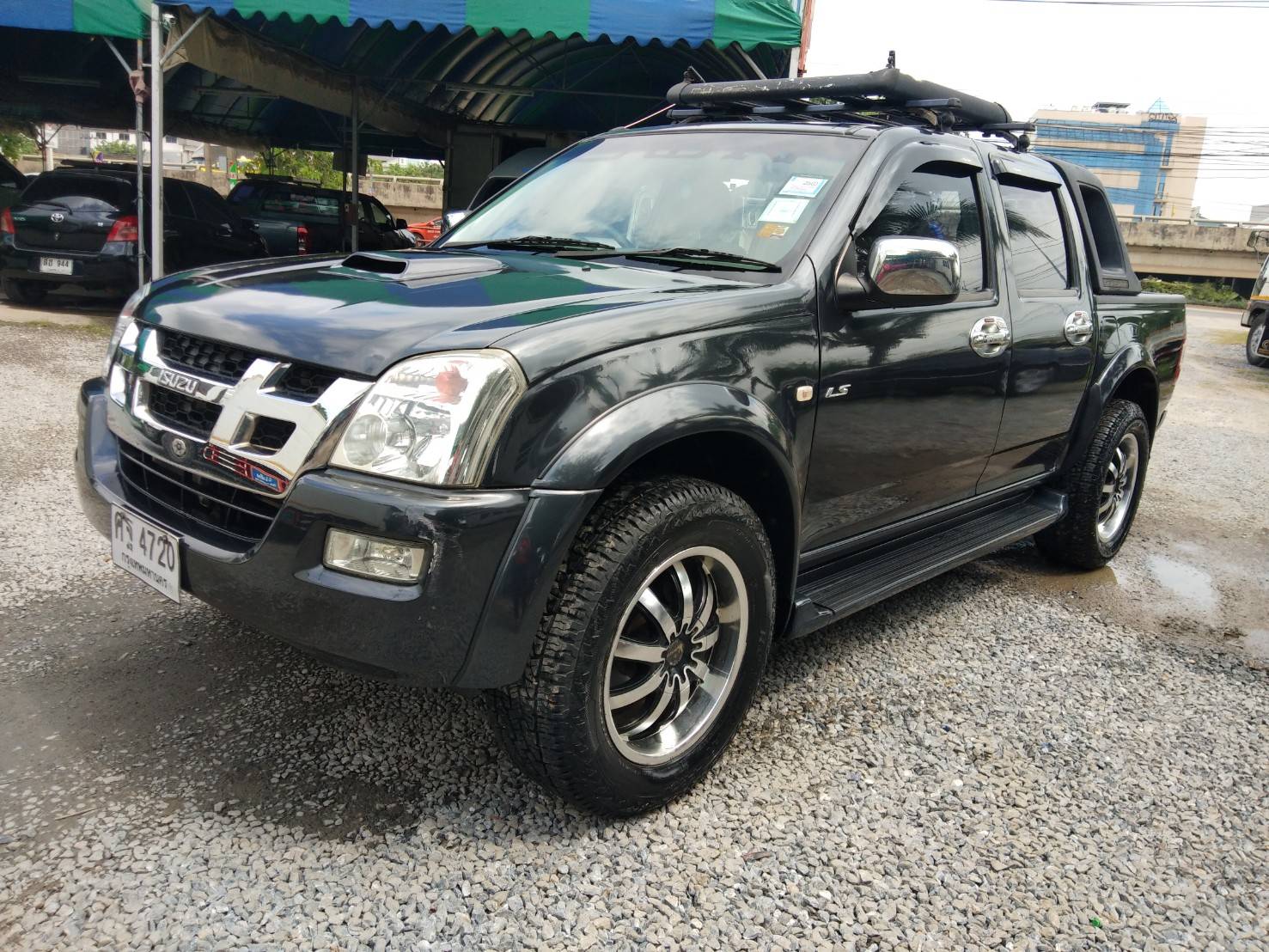ขายรถ ISUZU. D-MAX. 4ประตู 4WD ปี05   เครื่อง3.00cc รถสวย ไมล์วิ่งแค่หนึ่งแสนแปดหมื่นกิโล   รถเจ้าเดียว