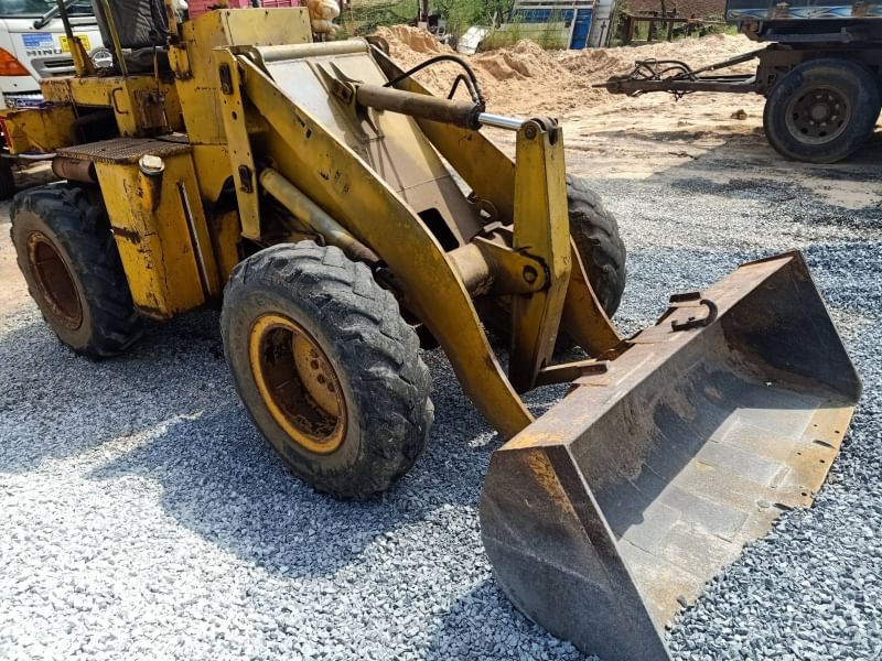 รถตัก FURUKAWA FL80 รถตัก FURUKAWA FL80