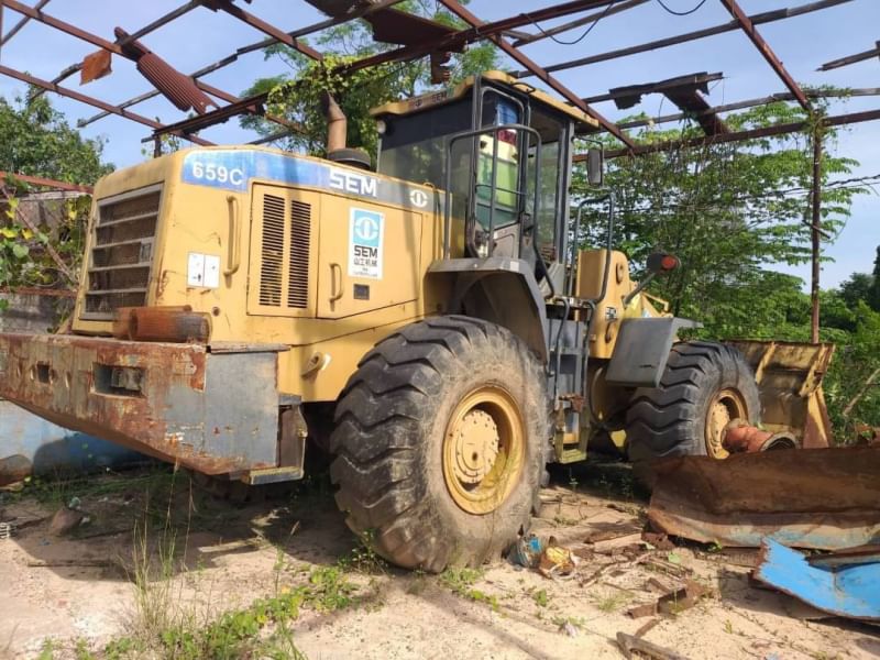 รถตักSEM รถตักSEM