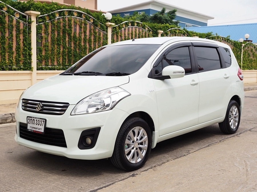 SUZUKI ERTIGA 1.4 GX A/T ปี 2013 สีขาวมุก(นิยม)