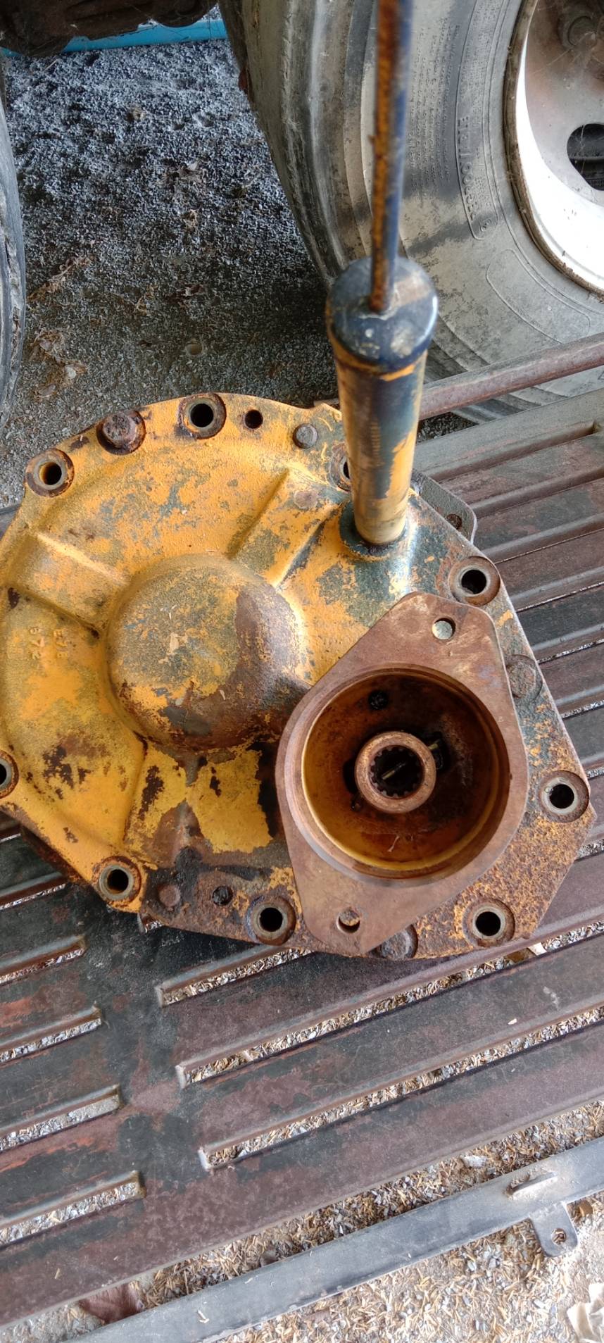 มอเตอร์​สวิง​ พร้อมห้องเกียร์​ komatsu pc30​