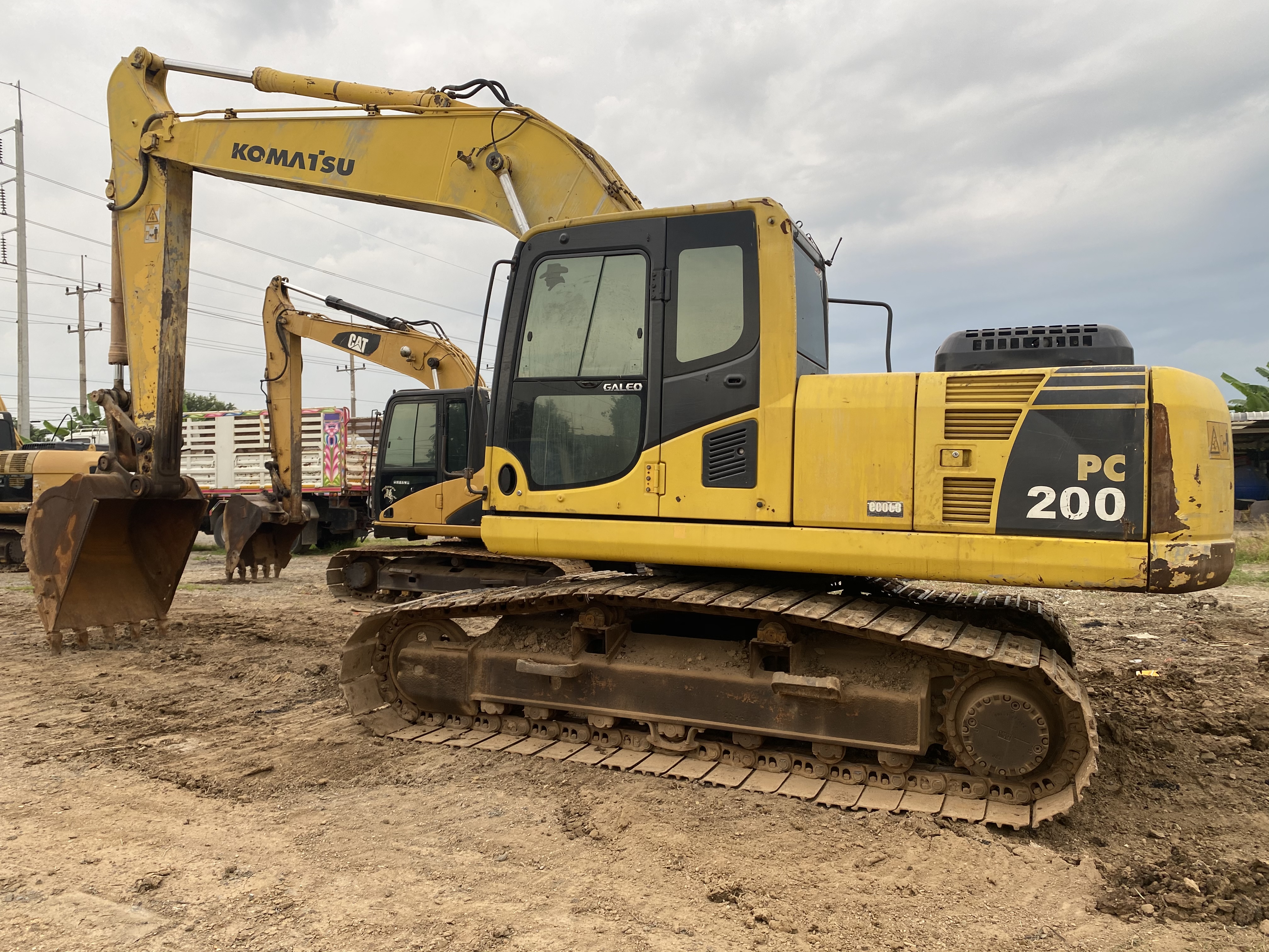 ❇️ขาย 1,150,000 KOMATSU pc 200-8 เล่มทะเบียน ไฟฟ้าครบ เครื่องดี ปั้มแรง เอวมีขยับ ช่วงล่างเต็ม รถพร้
