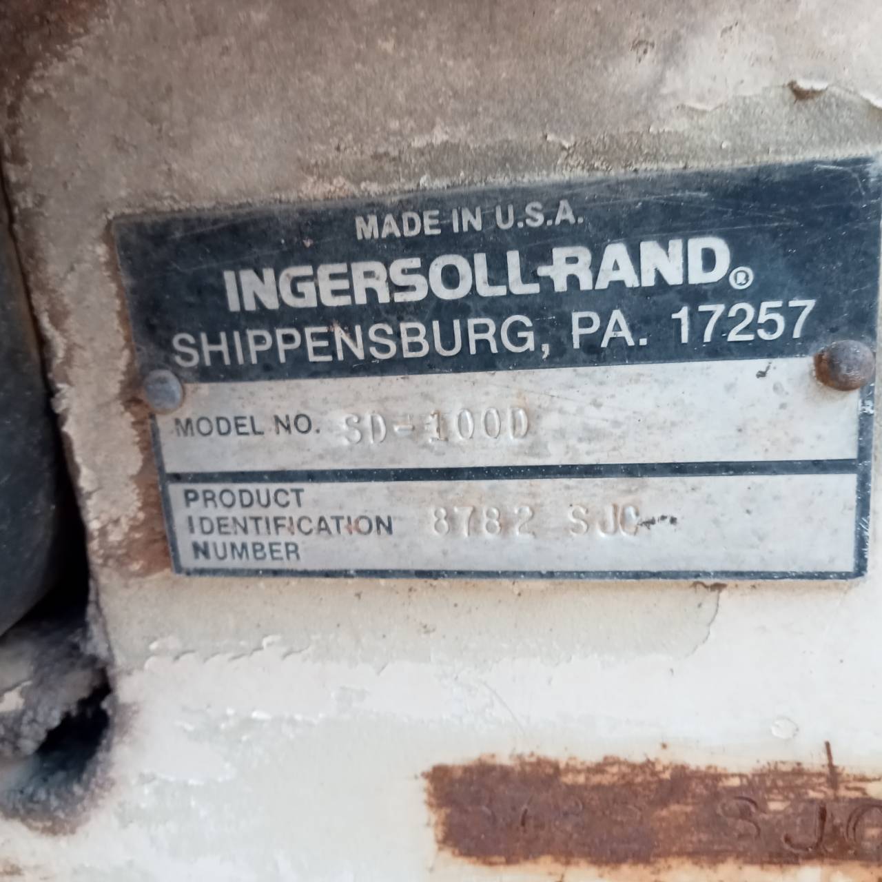 ขายรถบด 1 เปลือก 2 เพลา Ingersollrand sd100d ขายรถบด 1 เปลือก 2 เพลา Ingersollrand sd100d