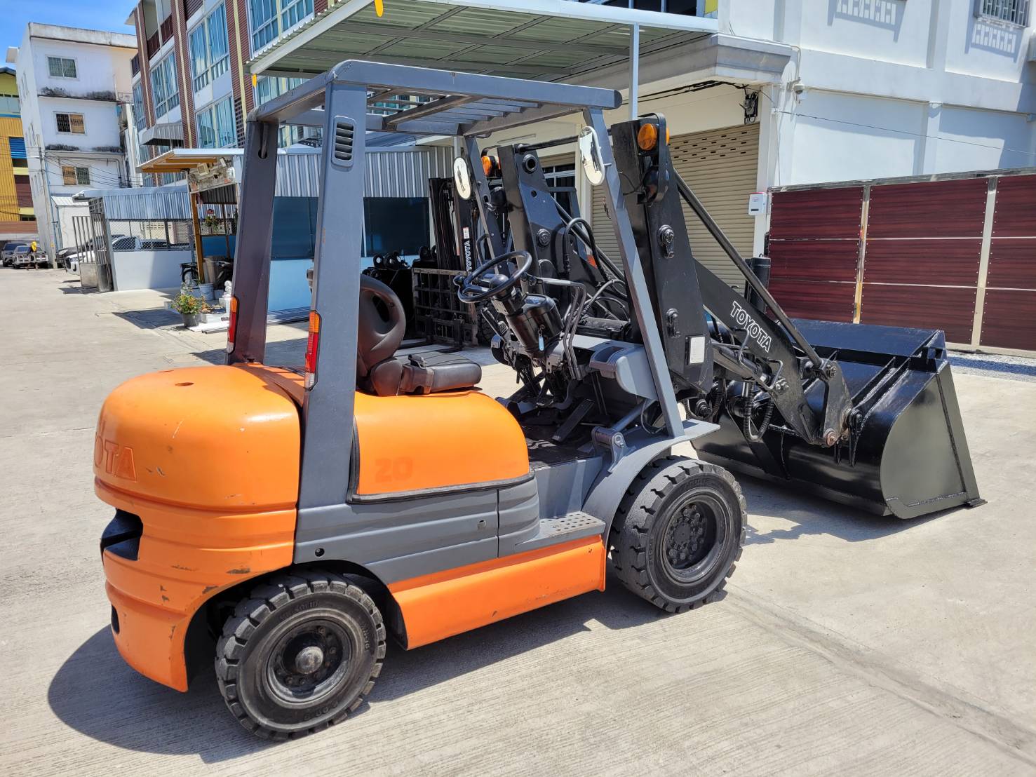 ขาย รถตักTOYOTA รุ่น02-4SG10 ขาย รถตักTOYOTA รุ่น02-4SG10