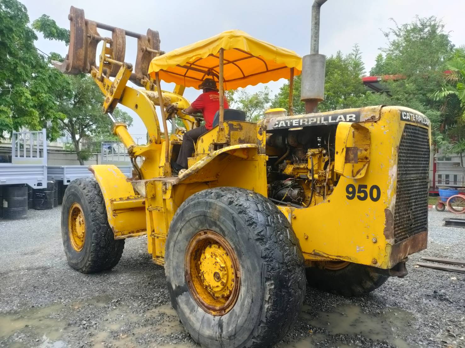 ขาย รถตักล้อยาง CATERPILLAR 950