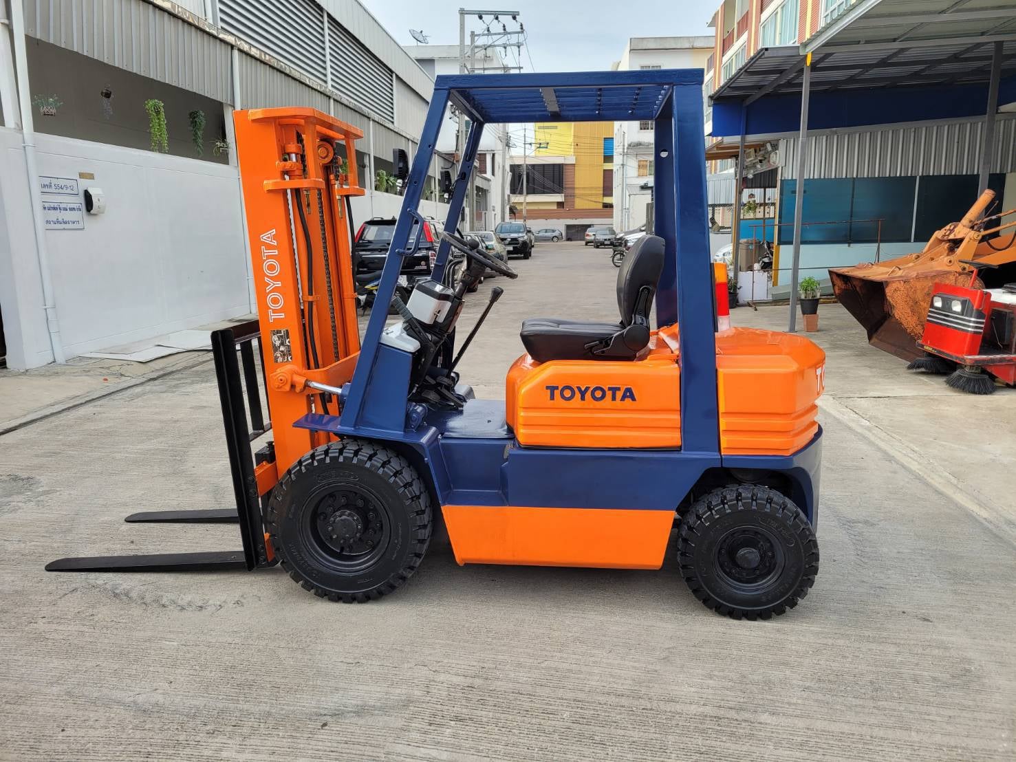 ขาย รถโฟล์คลิฟท์ TOYOTA รุ่น 5