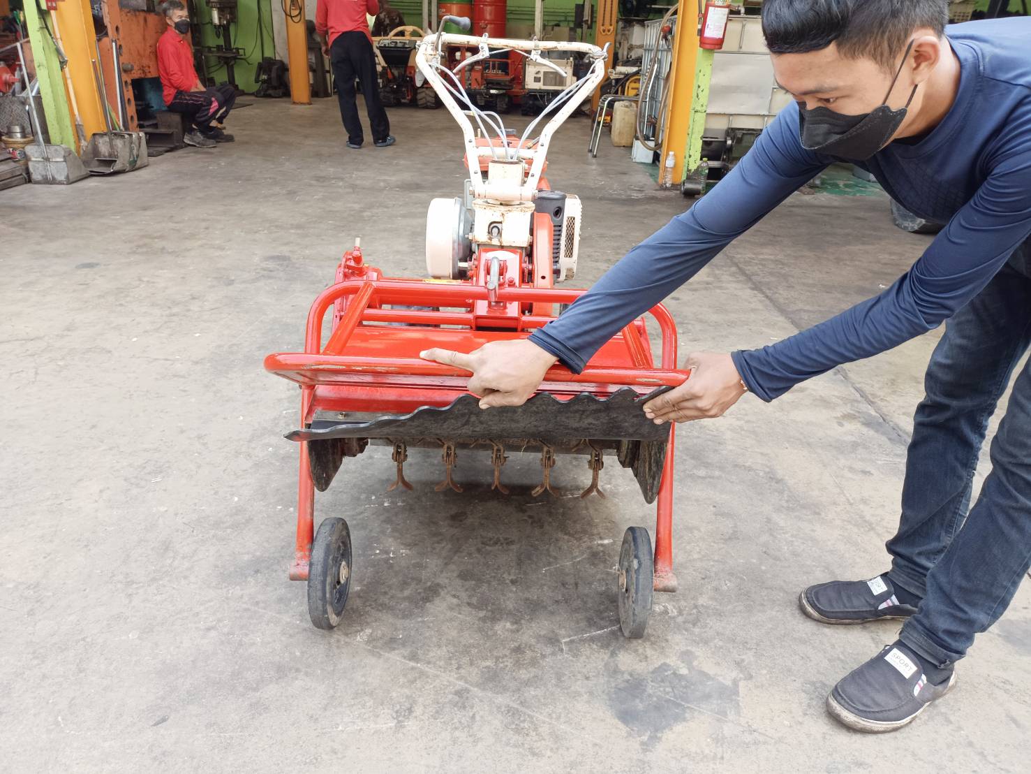 ขาย รถตัดหญ้าใบวาย SHIBAURA