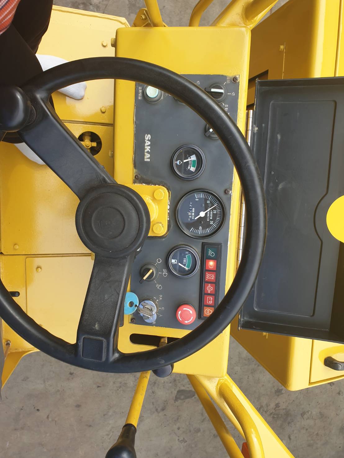 ขาย รถบด SAKAI TW350