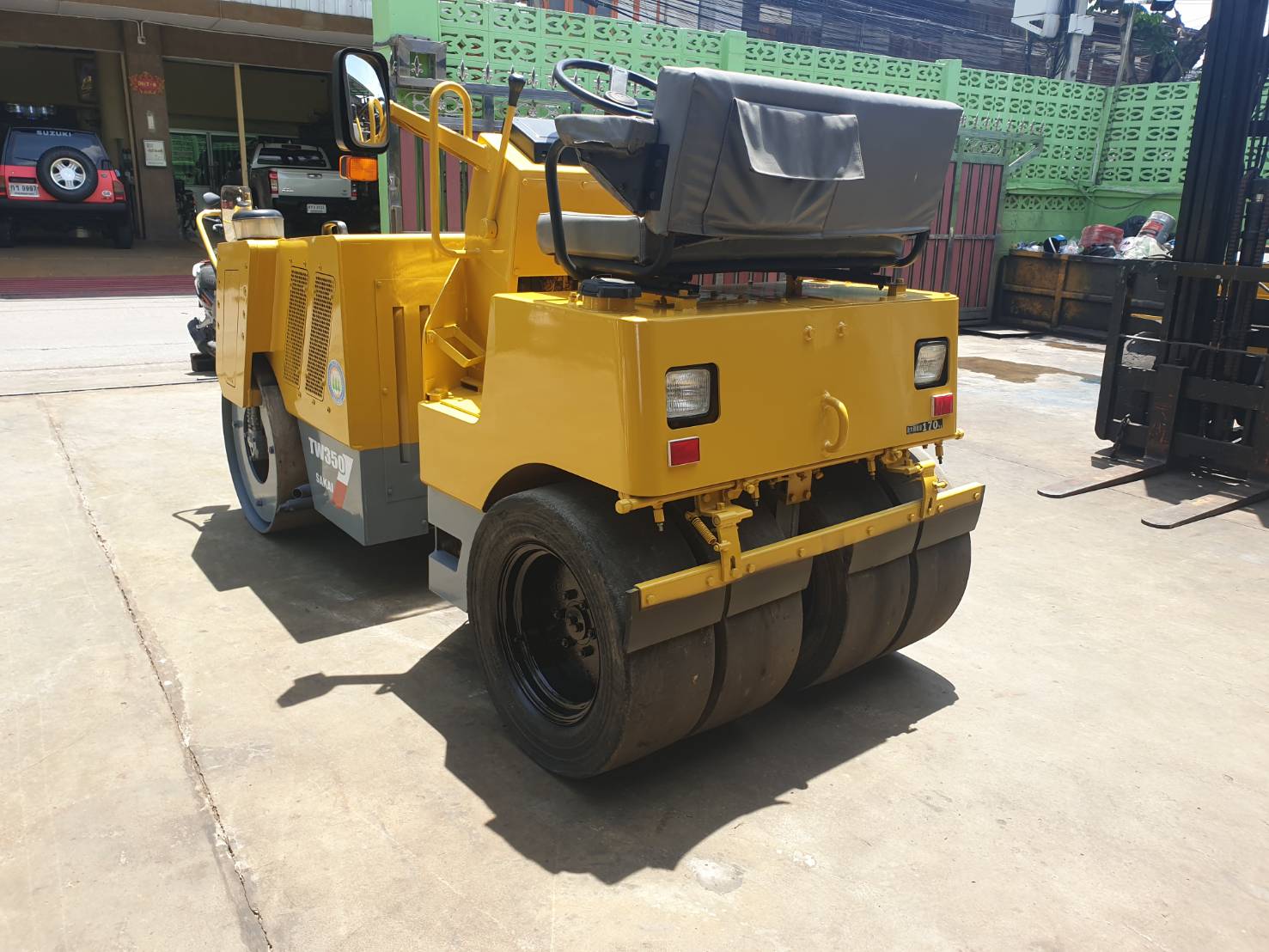 ขาย รถบด SAKAI TW350