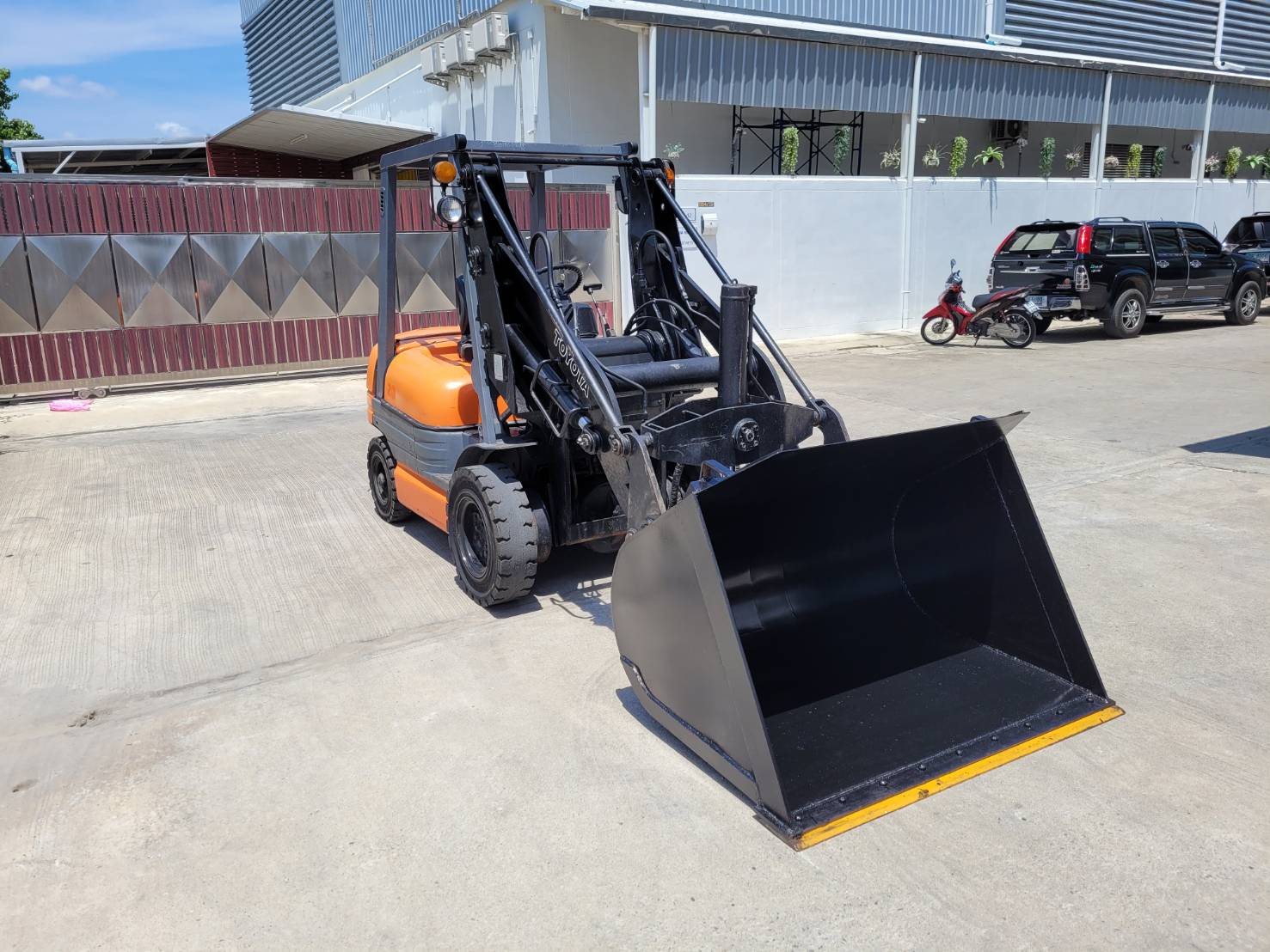 ขาย รถตักTOYOTA รุ่น02-4SG10 ขาย รถตักTOYOTA รุ่น02-4SG10