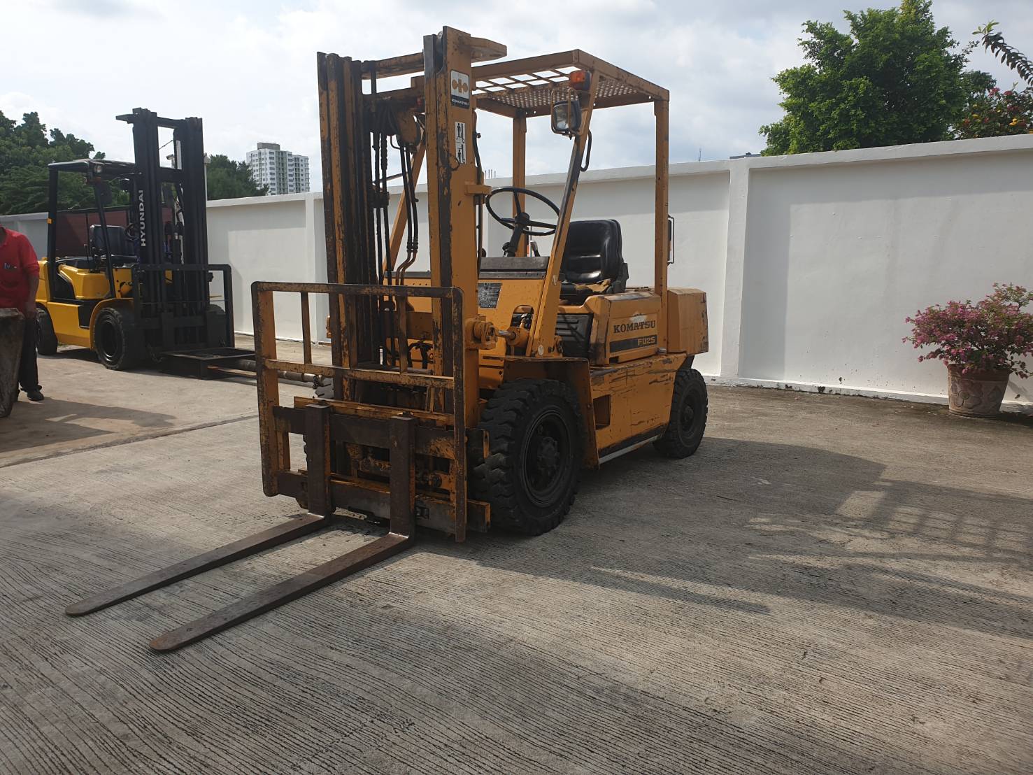 ขาย รถโฟล์คลิฟท์ KOMATSU รุ่น FD25-8