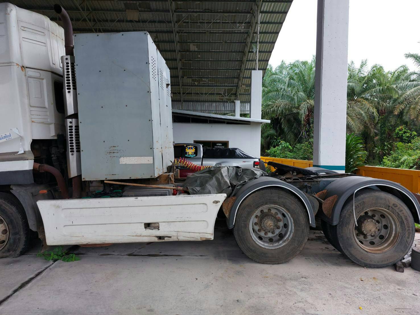 Dongfeng 340 แรง ปี 54 คันที่ 1 Dongfeng 340 แรง ปี 54 คันที่ 1