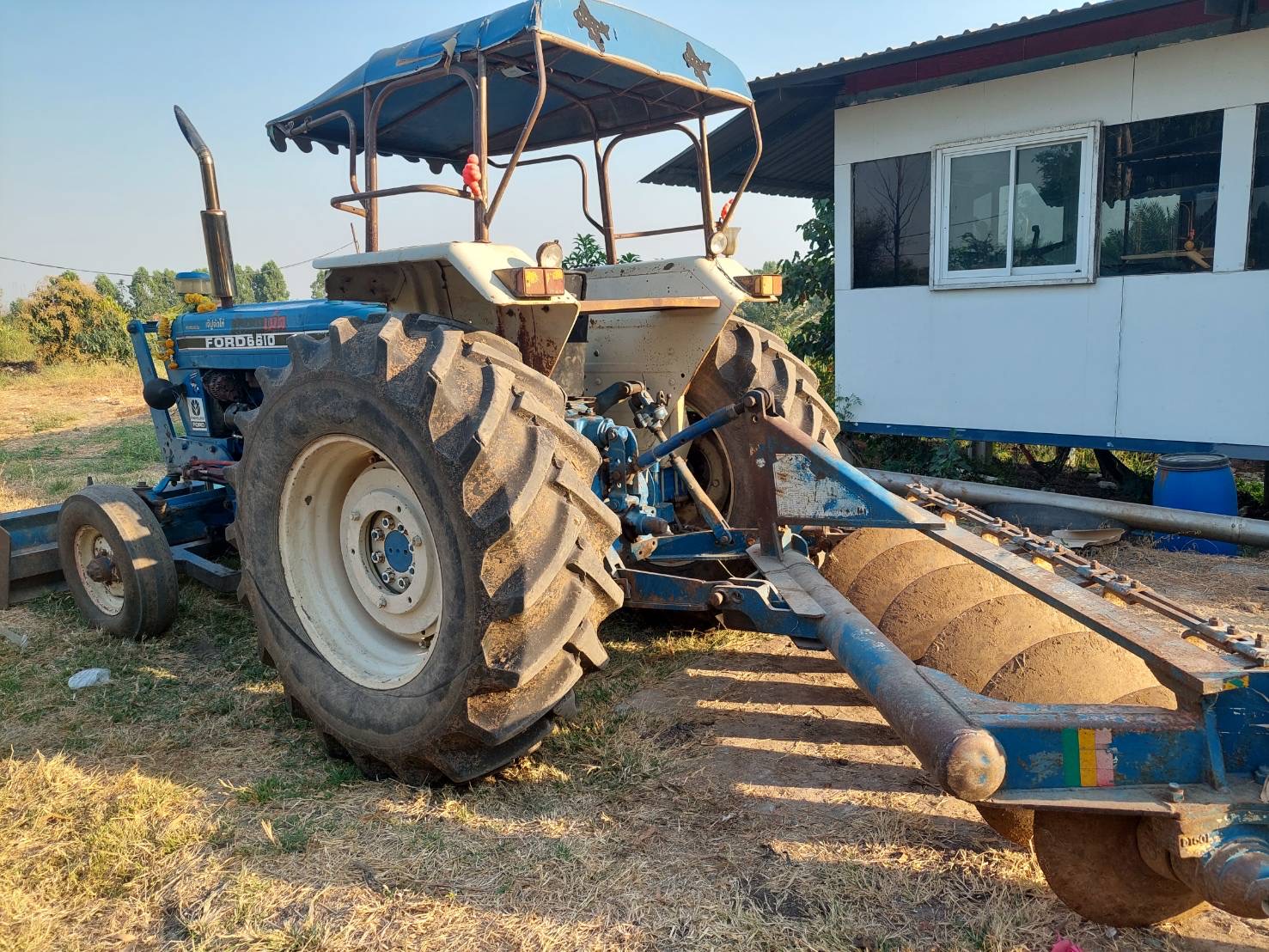 รถไถขายขายทุน!!!! ขายรถไถ FORD เครื่องดี ปั๊มดี พร้อมทำงาน รถไถขายขายทุน!!!! ขายรถไถ FORD เครื่องดี ปั๊มดี พร้อมทำงาน