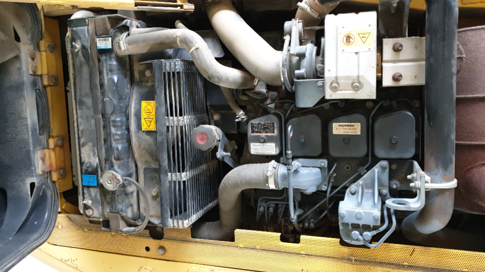 ขาย pc120-6eo  ซีเรียลสูง ปี 2007 เก่าญี่ปุ่น เดิมๆ   6500 ชม. ใบ 70  ไลแย็กพร้อม