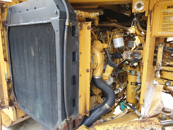 ขายรถบดอัดสั่นสะเทือน ยี่ห้อ CATERPILLAR CB434C  นำเข้าจาก USA ไม่เคยใช้งานในไทย