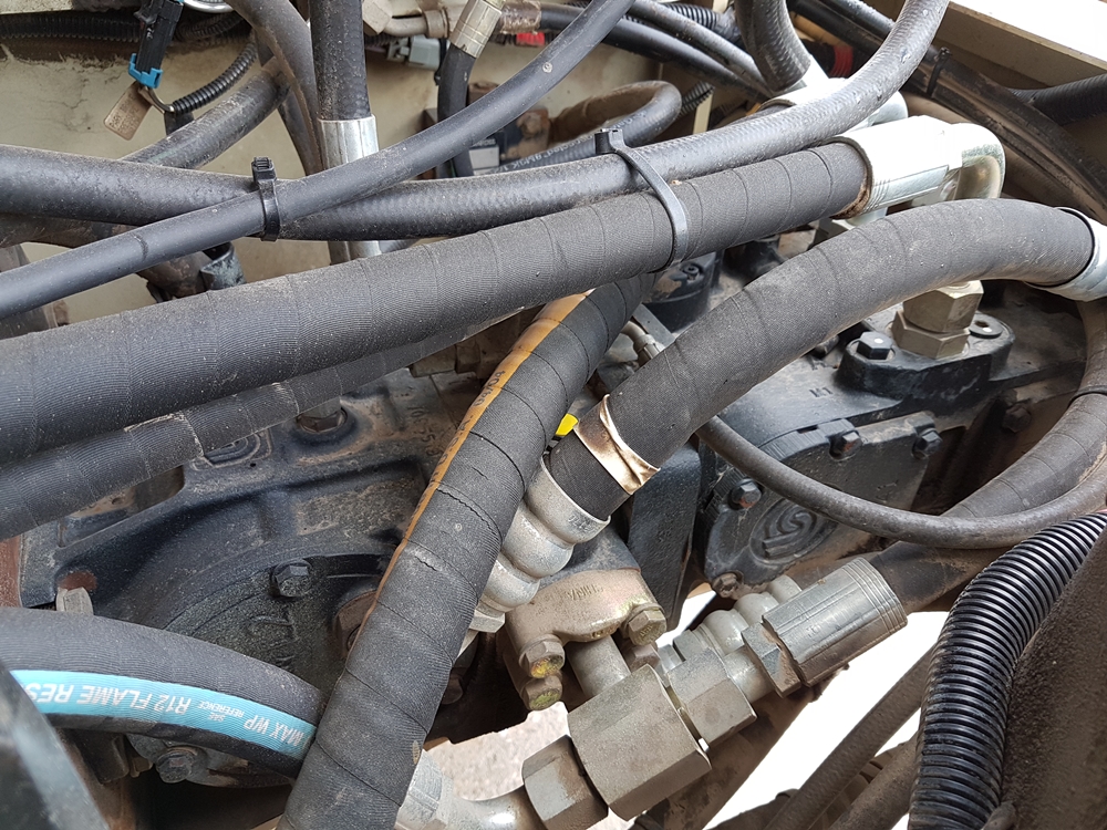 ขายรถบดอัดสั่นสะเทือน Ingersoll Rand DD-118HF ปี 2005 น้ำหนัก 12 ตัน นำเข้าจาก USA สภาพสวย ไม่เคยใช้