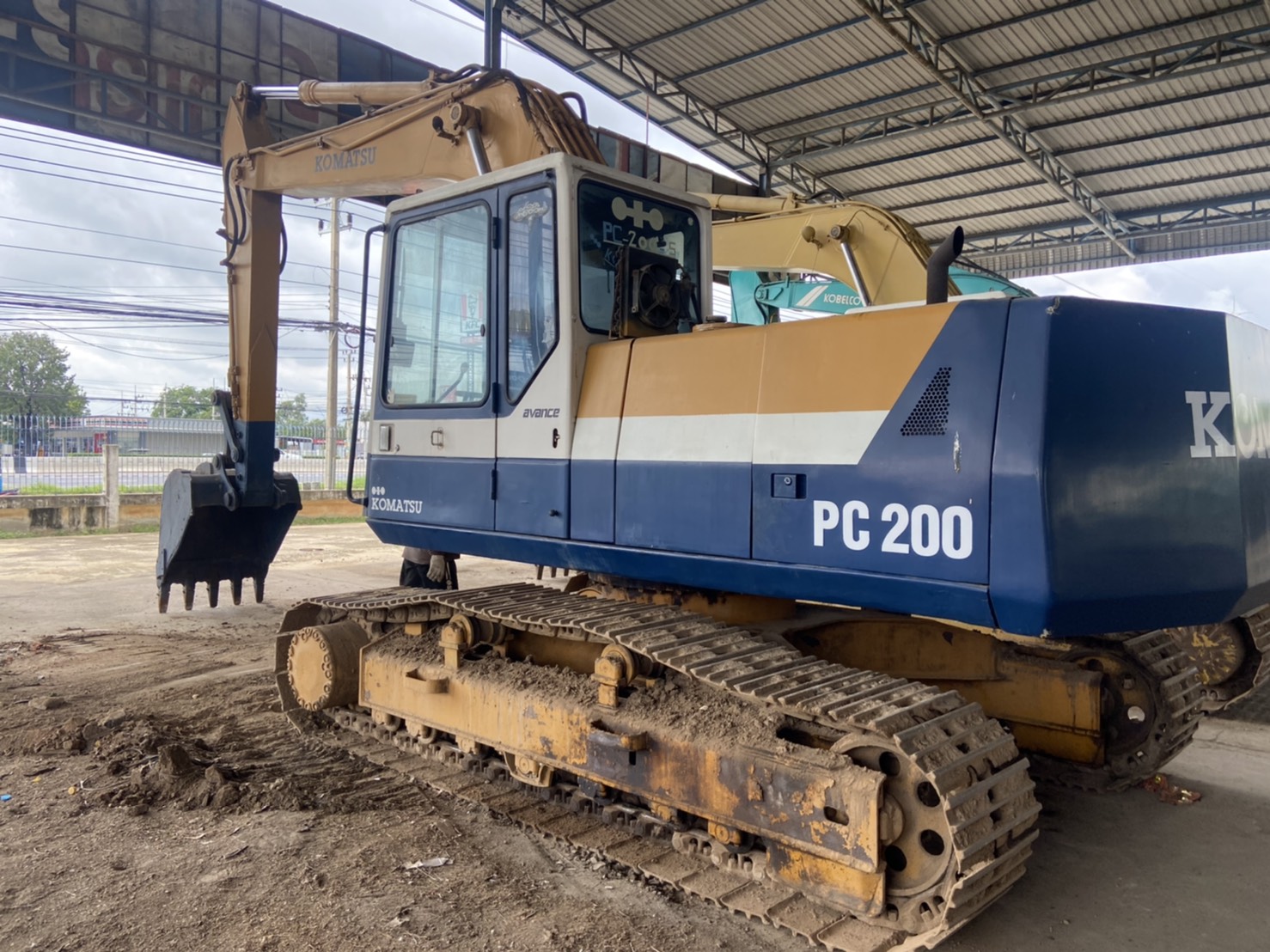 ขายKOMATSU PC200-5คอนโทรลยาว มีไลหัวเจาะให้ด้วยเอกสารอินวอยราคา 550,000 ฿ต่อรอง0867379991อ๊อฟ พิจิตร ขายKOMATSU PC200-5คอนโทรลยาว มีไลหัวเจาะให้ด้วยเอกสารอินวอยราคา 550,000 ฿ต่อรอง0867379991อ๊อฟ พิจิตร
