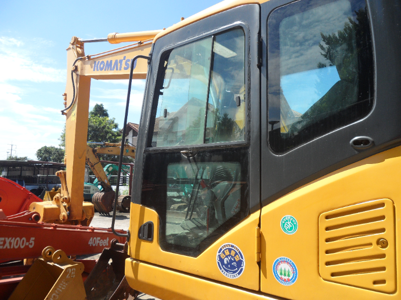 PC130-7  KOMATSU