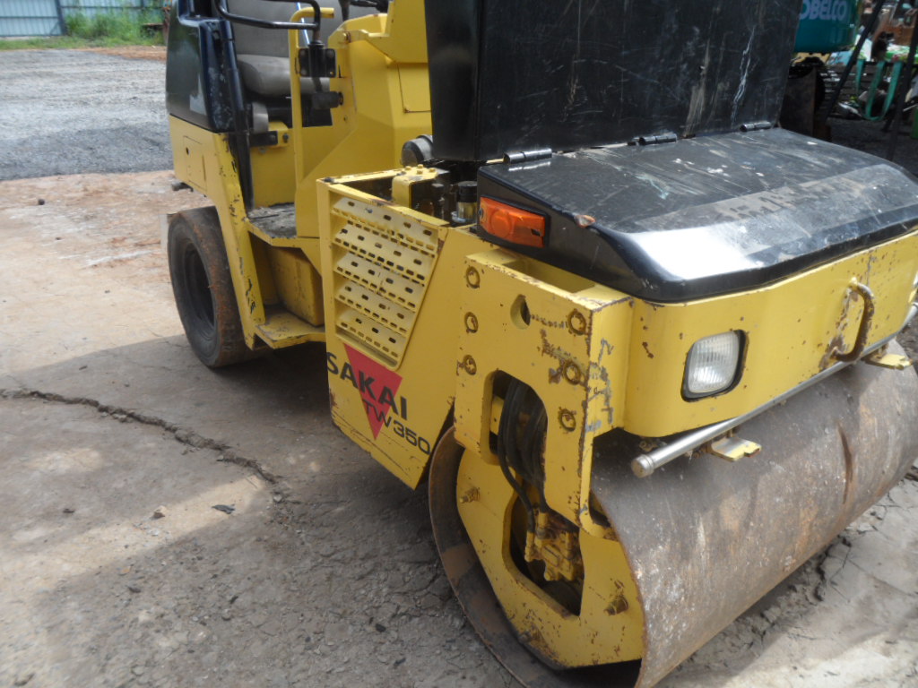 TW350 รถบดSAKAI