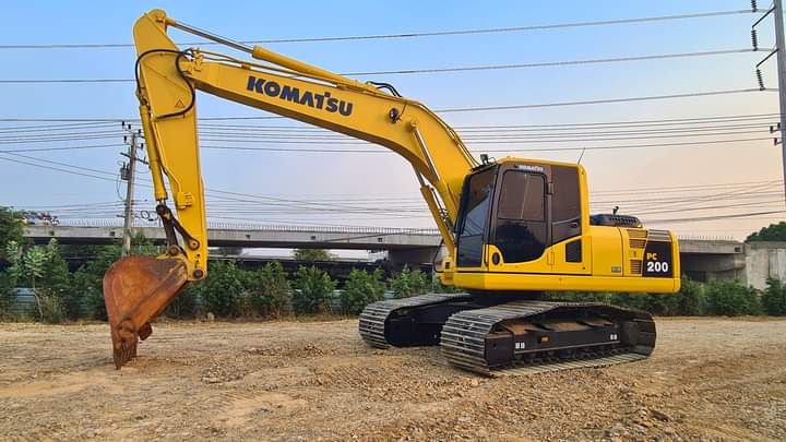 PC200-8N1 พร้อมไลน์หัวกระแทก  8 พันชั่วโมง แจ้งจำหน่าย @1,580,000 บาท
