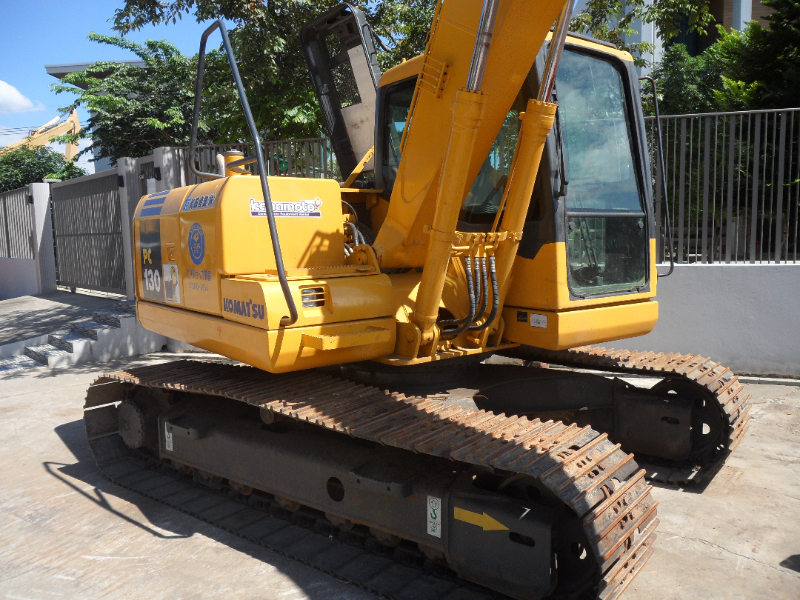 PC130-7  KOMATSU